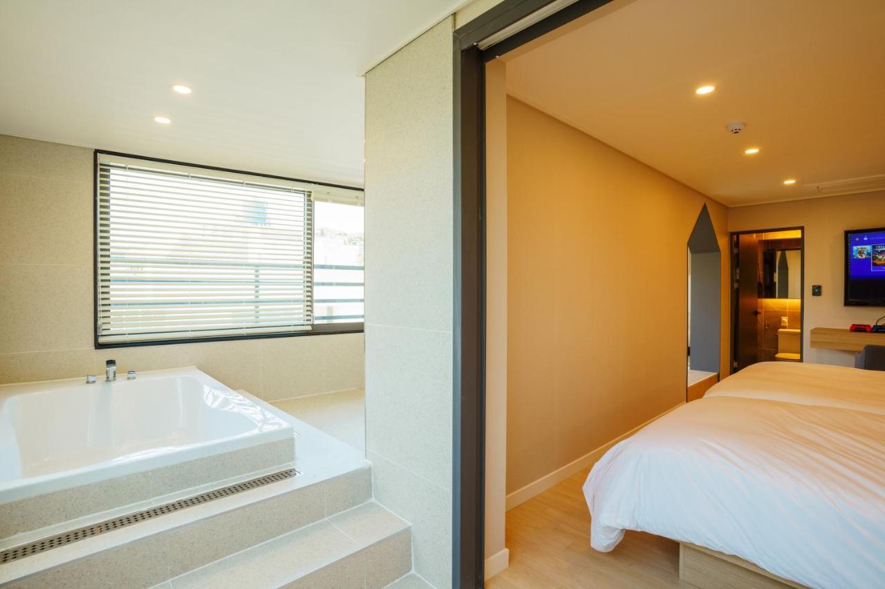 Hotel Pico Tongyeong Exterior foto